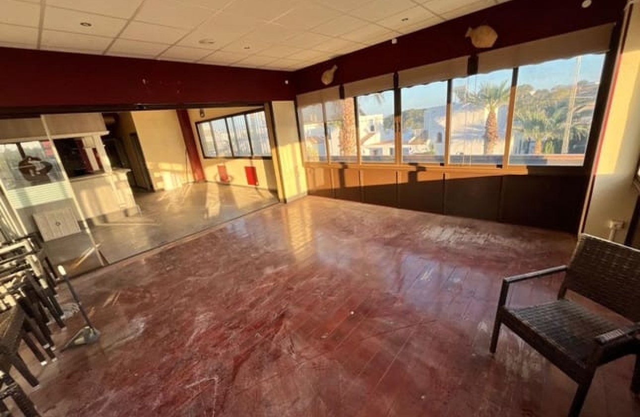 Rynek wtórny - Nieruchomość komercyjna - Orihuela Costa