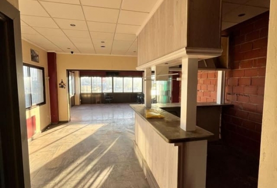 Rynek wtórny - Nieruchomość komercyjna - Orihuela Costa