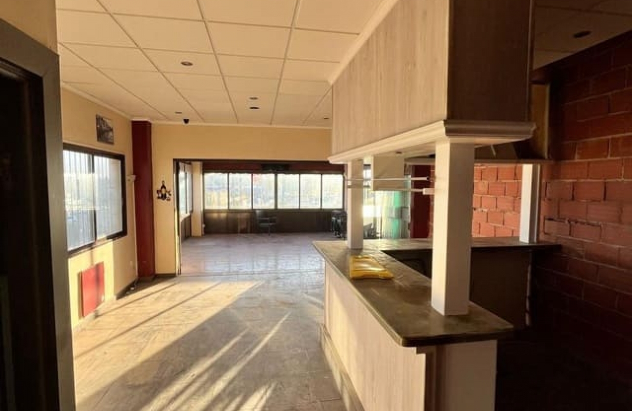 Rynek wtórny - Nieruchomość komercyjna - Orihuela Costa