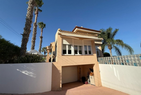 Reventa - Villa - San Miguel de Salinas