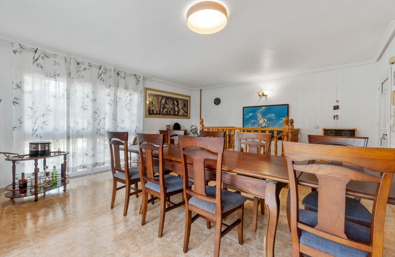 Rynek wtórny - Villa - Torrevieja - Los Balcones