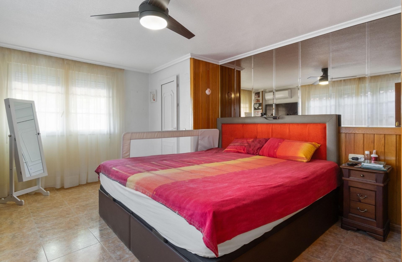 Rynek wtórny - Villa - Torrevieja - Los Balcones