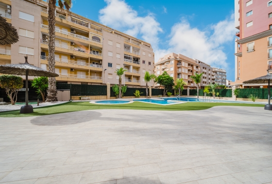 Rynek wtórny - Apartament - Torrevieja - Playa de los Locos