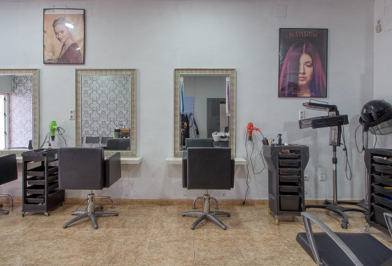 Rynek wtórny - Nieruchomość komercyjna - Torrevieja - La Mata