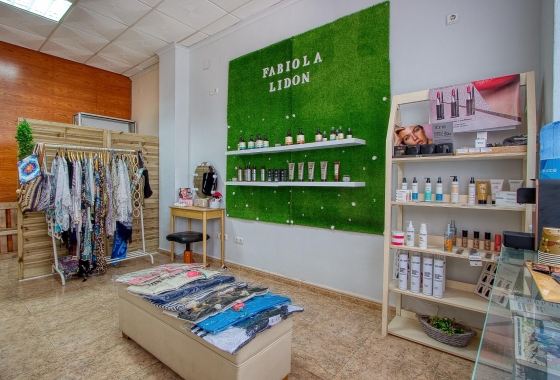 Rynek wtórny - Nieruchomość komercyjna - Torrevieja - La Mata