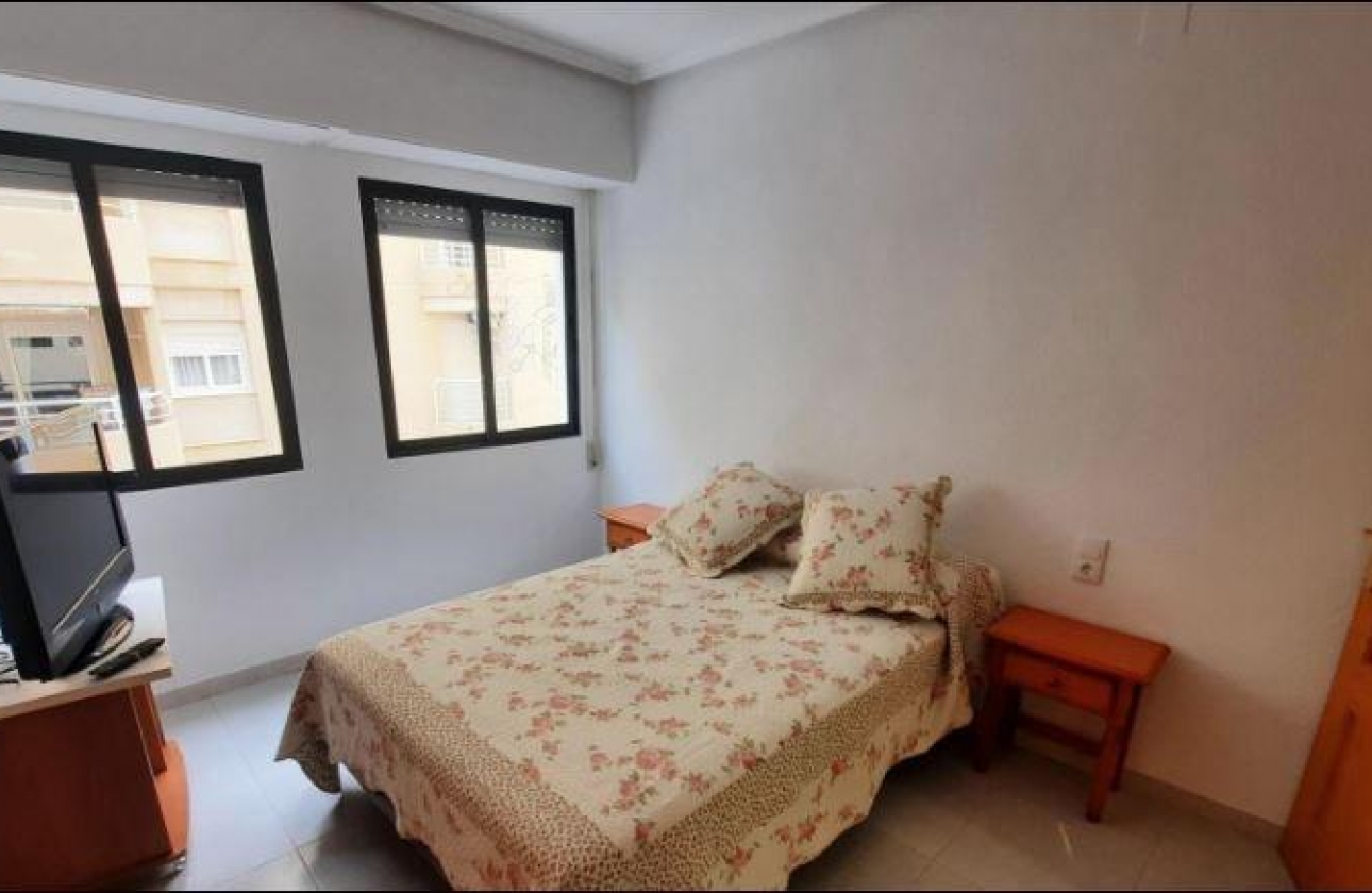 Rynek wtórny - Apartament - Torrevieja - La Mata