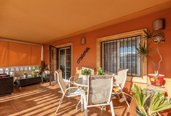 Resale - Semi-detached - Torrevieja - Aguas Nuevas