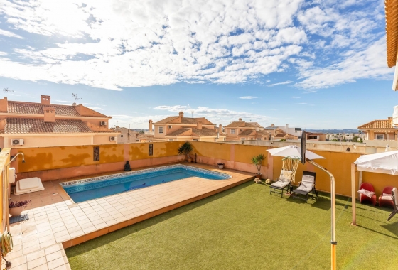 Resale - Semi-detached - Torrevieja - Aguas Nuevas
