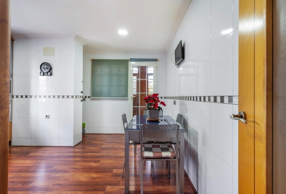 Resale - Semi-detached - Torrevieja - Aguas Nuevas