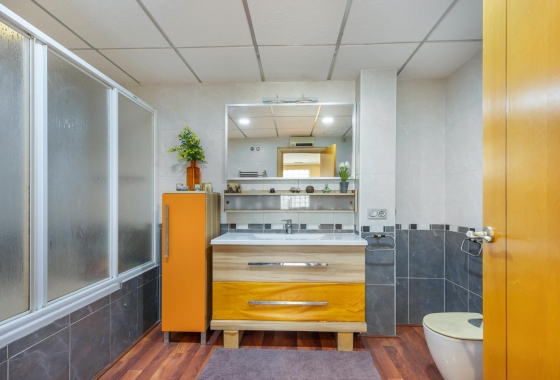 Resale - Semi-detached - Torrevieja - Aguas Nuevas