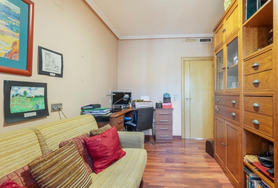 Resale - Semi-detached - Torrevieja - Aguas Nuevas