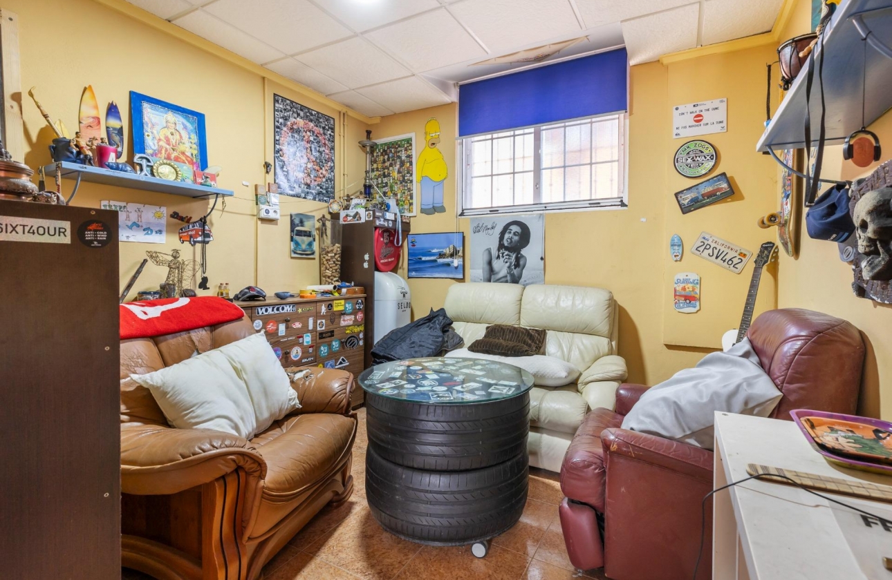 Resale - Semi-detached - Torrevieja - Aguas Nuevas