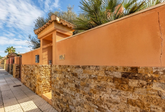 Resale - Semi-detached - Torrevieja - Aguas Nuevas