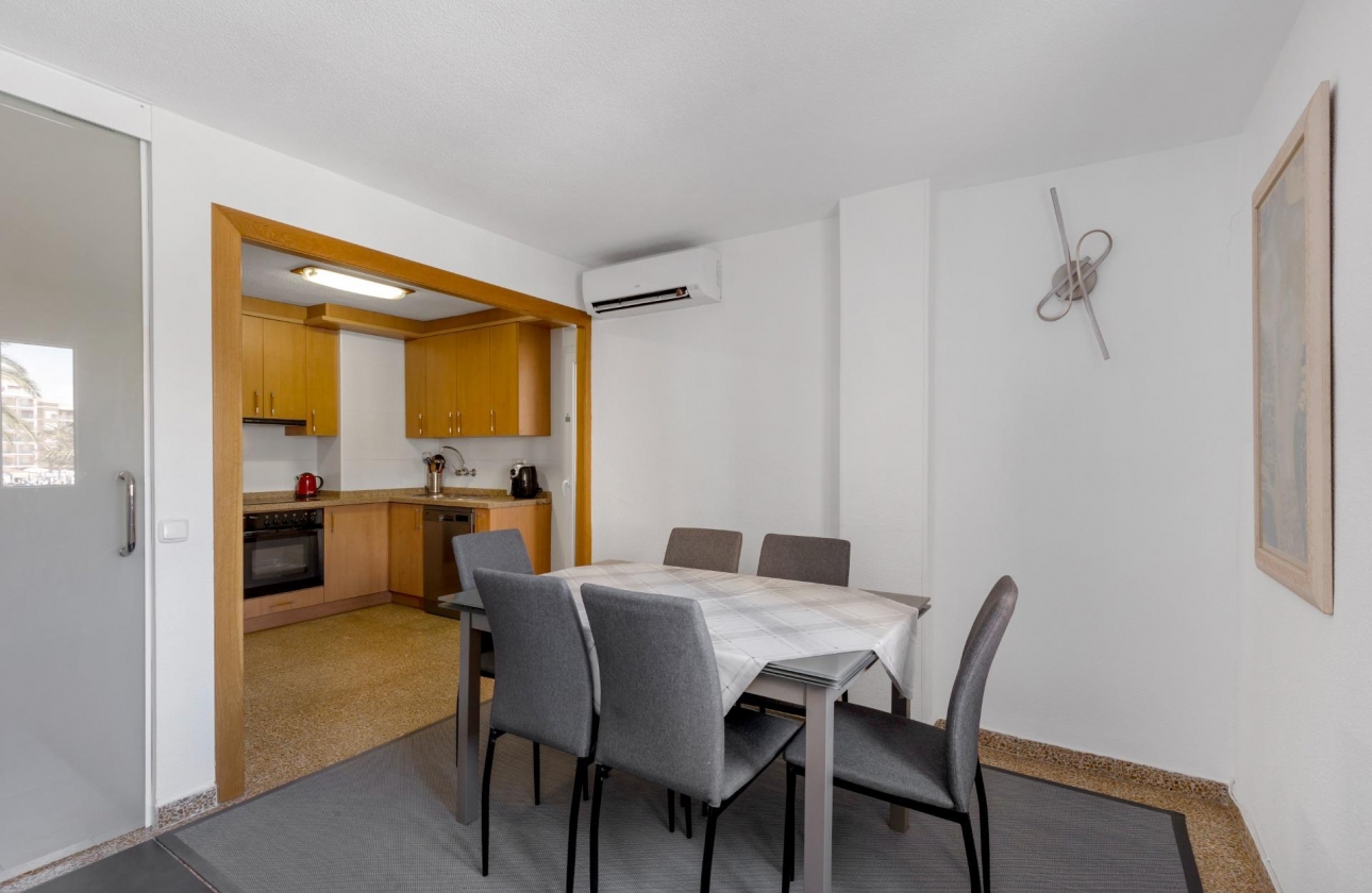 Rynek wtórny - Apartament - Torrevieja - Playa del Cura