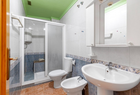 Resale - Apartment - Torrevieja - Estacion de autobuses