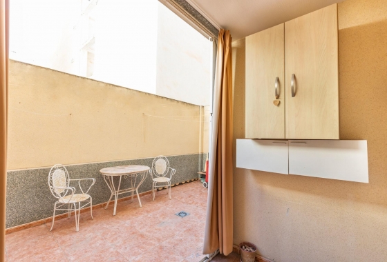 Resale - Apartment - Torrevieja - Estacion de autobuses