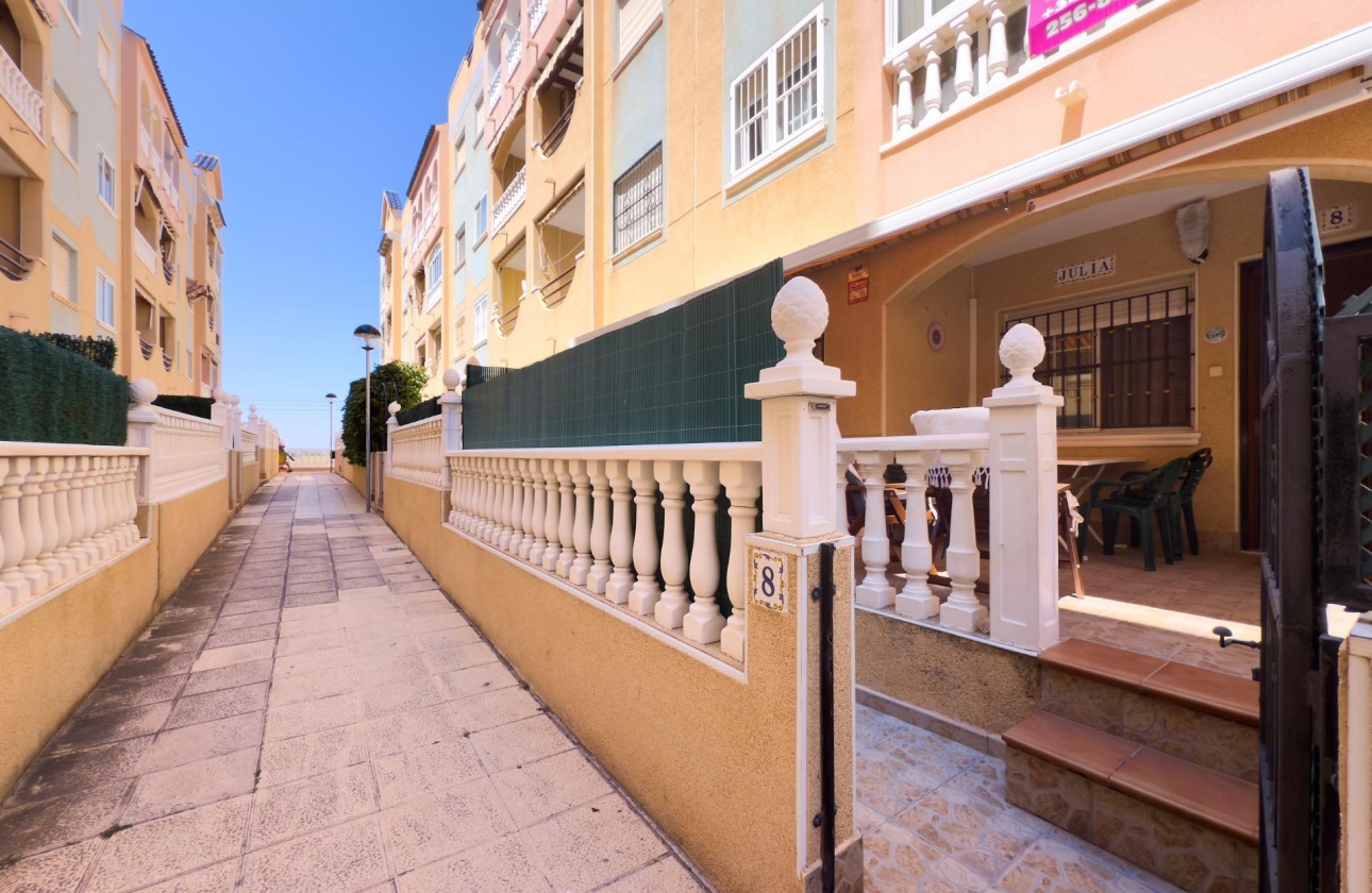 Resale - Apartment - Torrevieja - La Mata