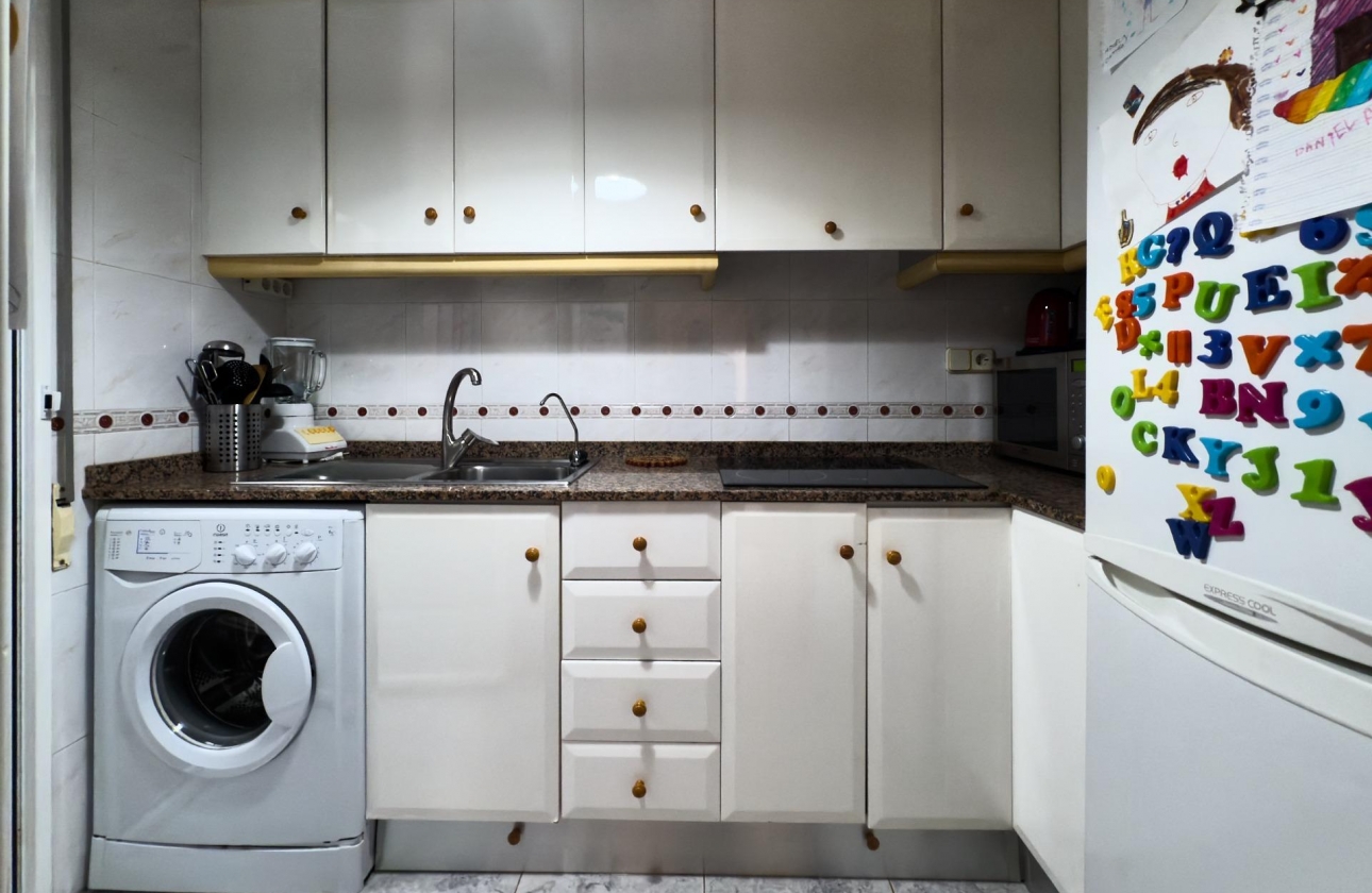 Resale - Apartment - Torrevieja - La Mata