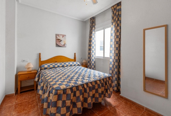 Resale - Apartment - Torrevieja - Estacion de autobuses
