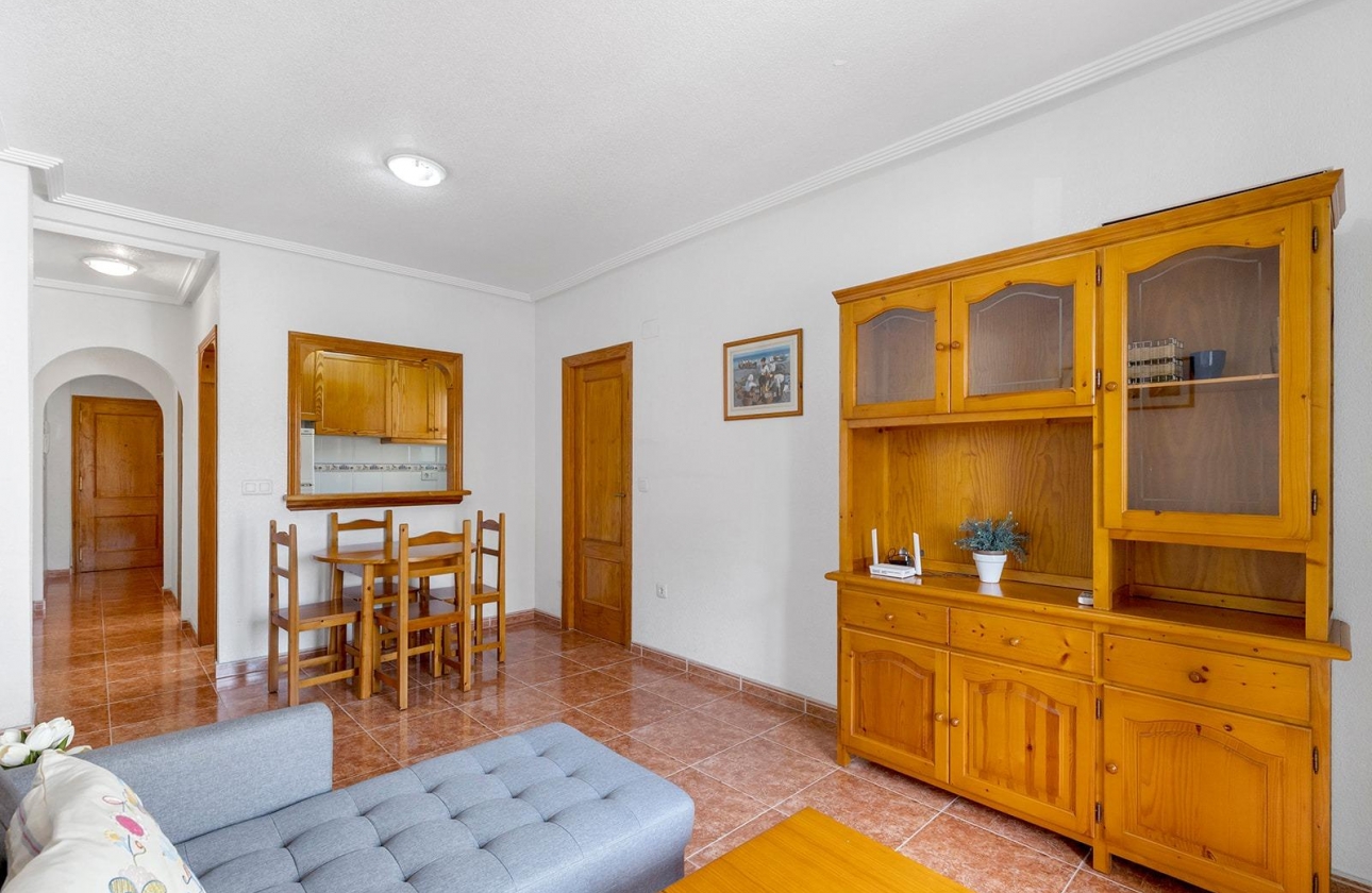 Resale - Apartment - Torrevieja - Estacion de autobuses