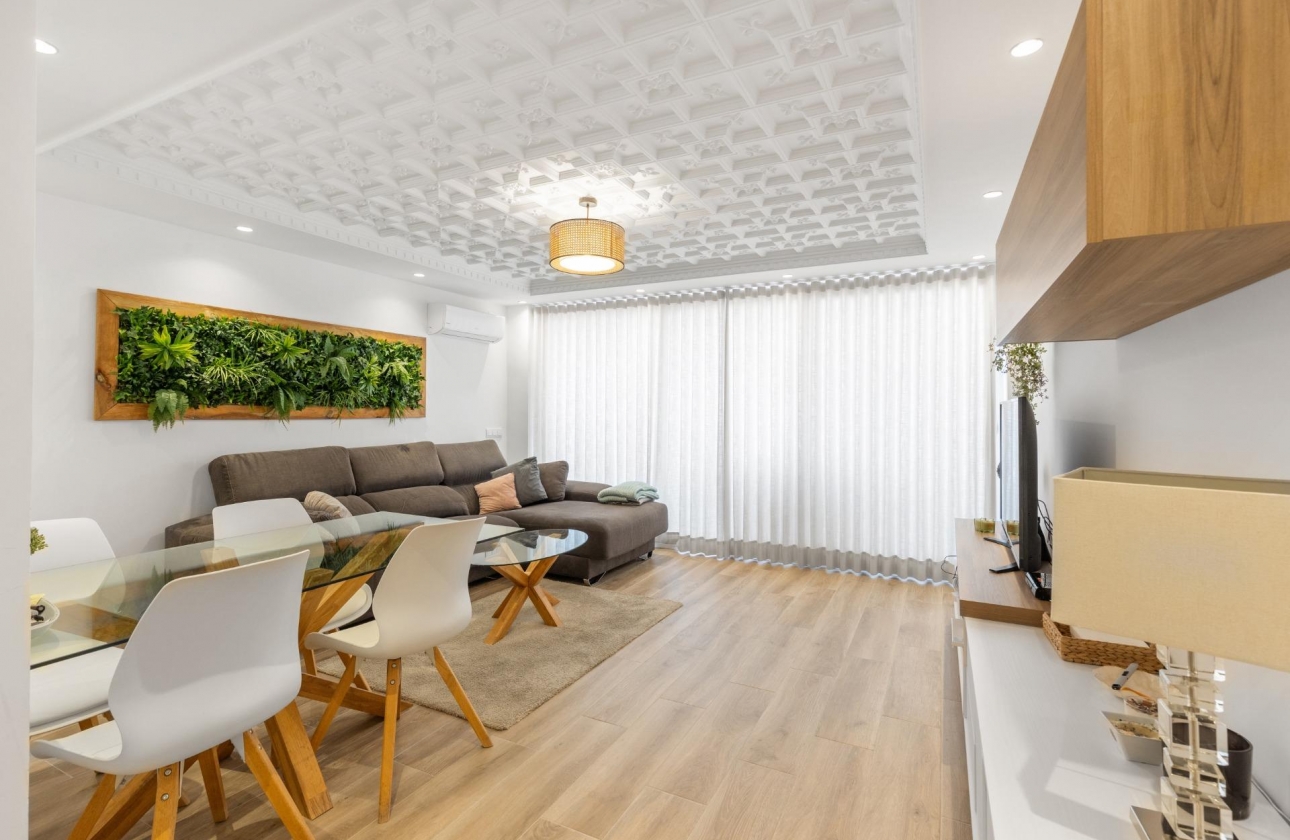 Rynek wtórny - Apartament - Torrevieja - Acequion