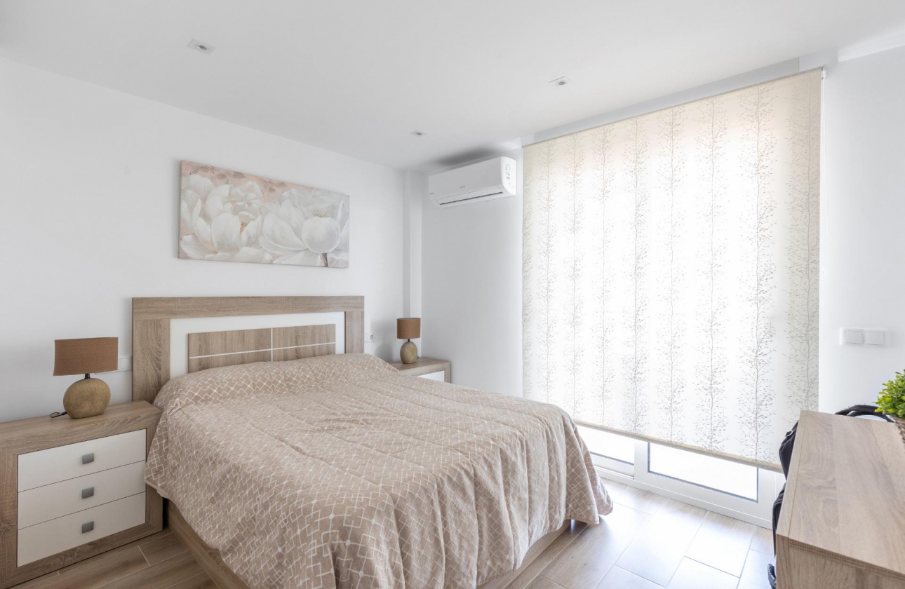 Rynek wtórny - Apartament - Torrevieja - Acequion