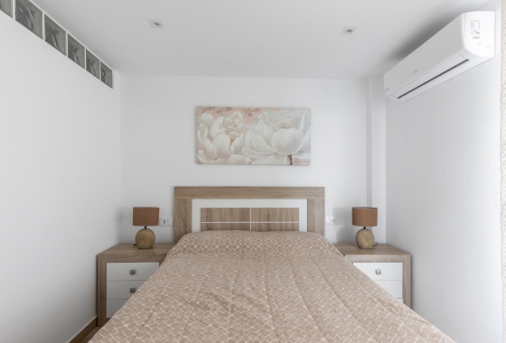 Rynek wtórny - Apartament - Torrevieja - Acequion