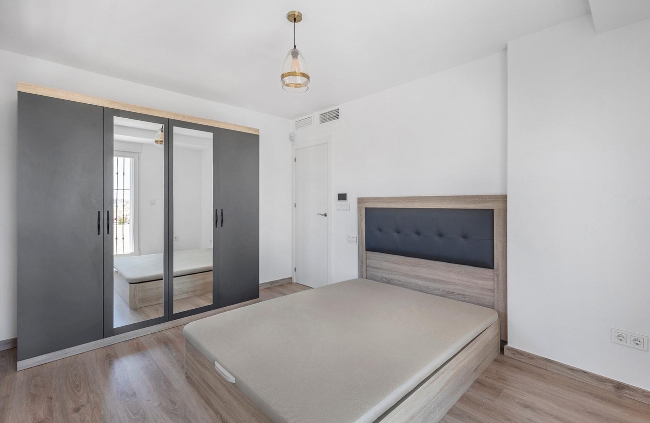 Rynek wtórny - Villa - Torrevieja - Aguas Nuevas