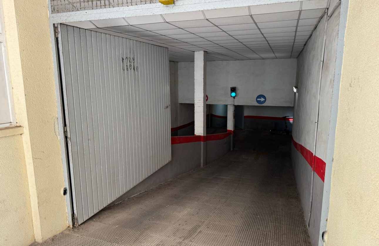 Rynek wtórny - Garaż - Torrevieja - Centro