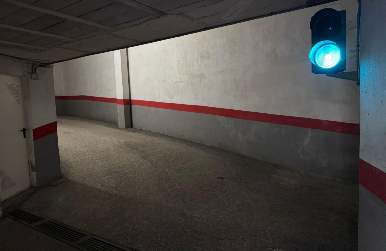 Rynek wtórny - Garaż - Torrevieja - Centro