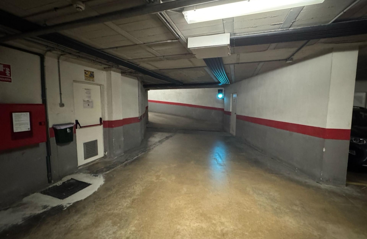 Rynek wtórny - Garaż - Torrevieja - Centro