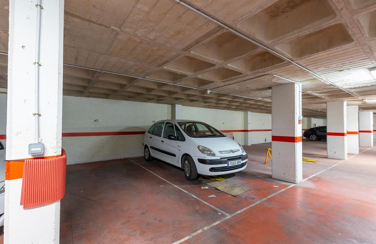 Resale - Apartment - Torrevieja - Estacion de autobuses