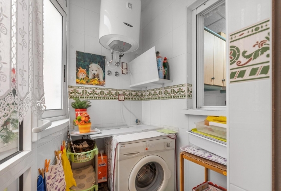 Resale - Apartment - Torrevieja - Estacion de autobuses