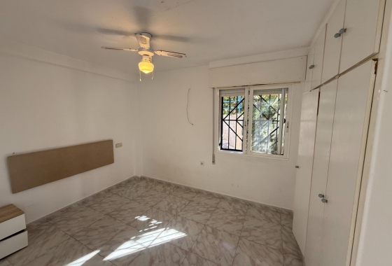 Reventa - Adosado - Torrevieja - Carrefour