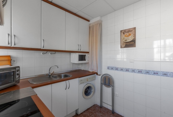 Resale - Apartment - Torrevieja - Playa de los Locos