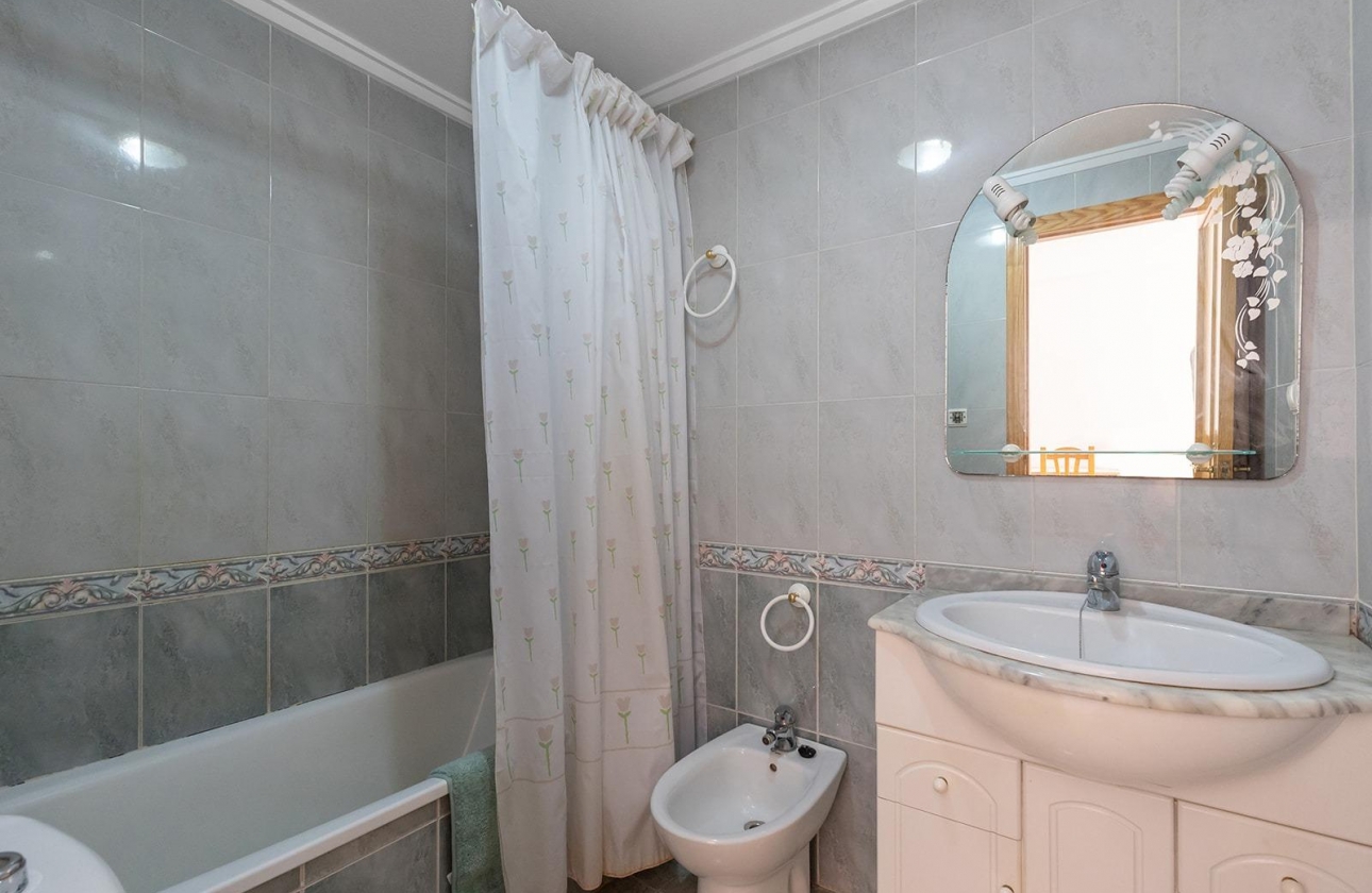 Rynek wtórny - Apartament - Torrevieja - Centro