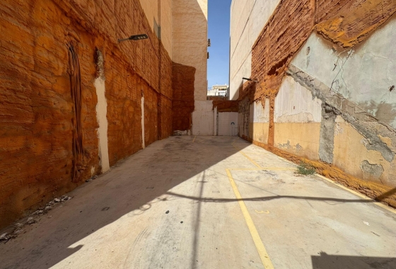 Reventa - Parcela / Terreno - Torrevieja