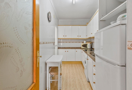 Resale - Apartment - Torrevieja - Estacion de autobuses
