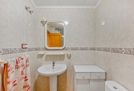 Resale - Apartment - Torrevieja - Estacion de autobuses