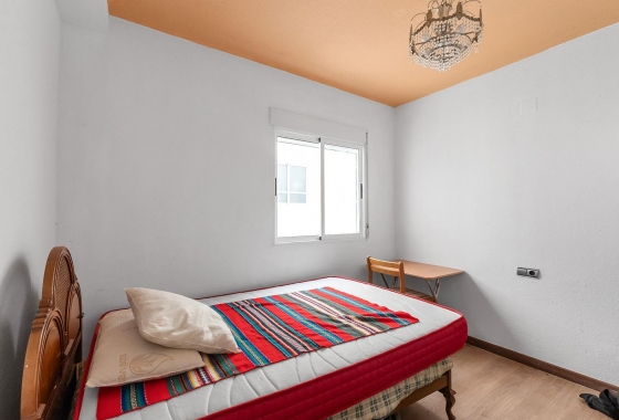 Rynek wtórny - Apartament - Torrevieja - Estacion de autobuses