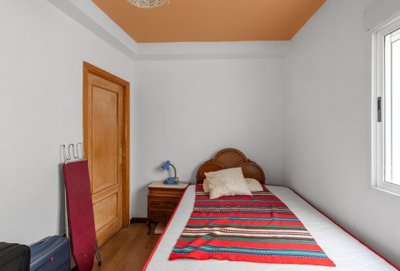 Rynek wtórny - Apartament - Torrevieja - Estacion de autobuses