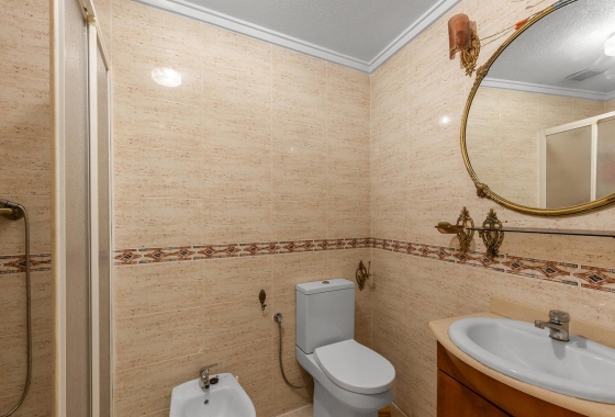 Rynek wtórny - Apartament - Torrevieja - Estacion de autobuses