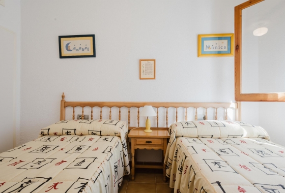 Rynek wtórny - Bungalow - Torrevieja - Playa De Los Naufragos