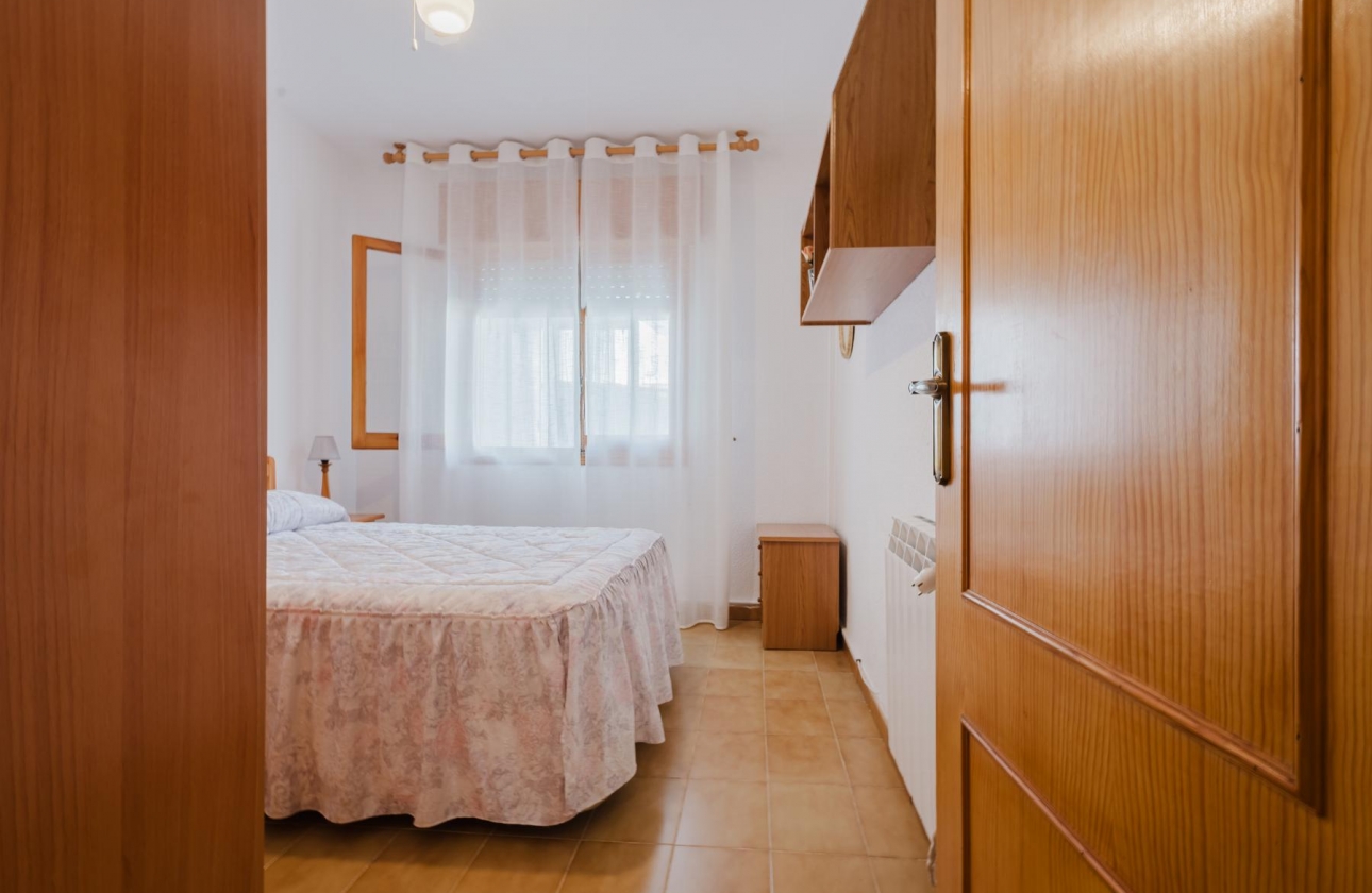 Rynek wtórny - Bungalow - Torrevieja - Playa De Los Naufragos