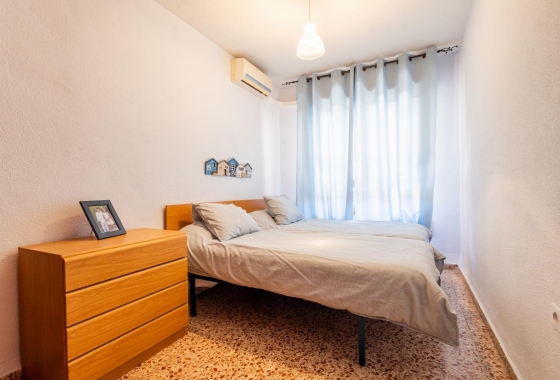 Rynek wtórny - Apartament - Torrevieja - Playa De Los Naufragos
