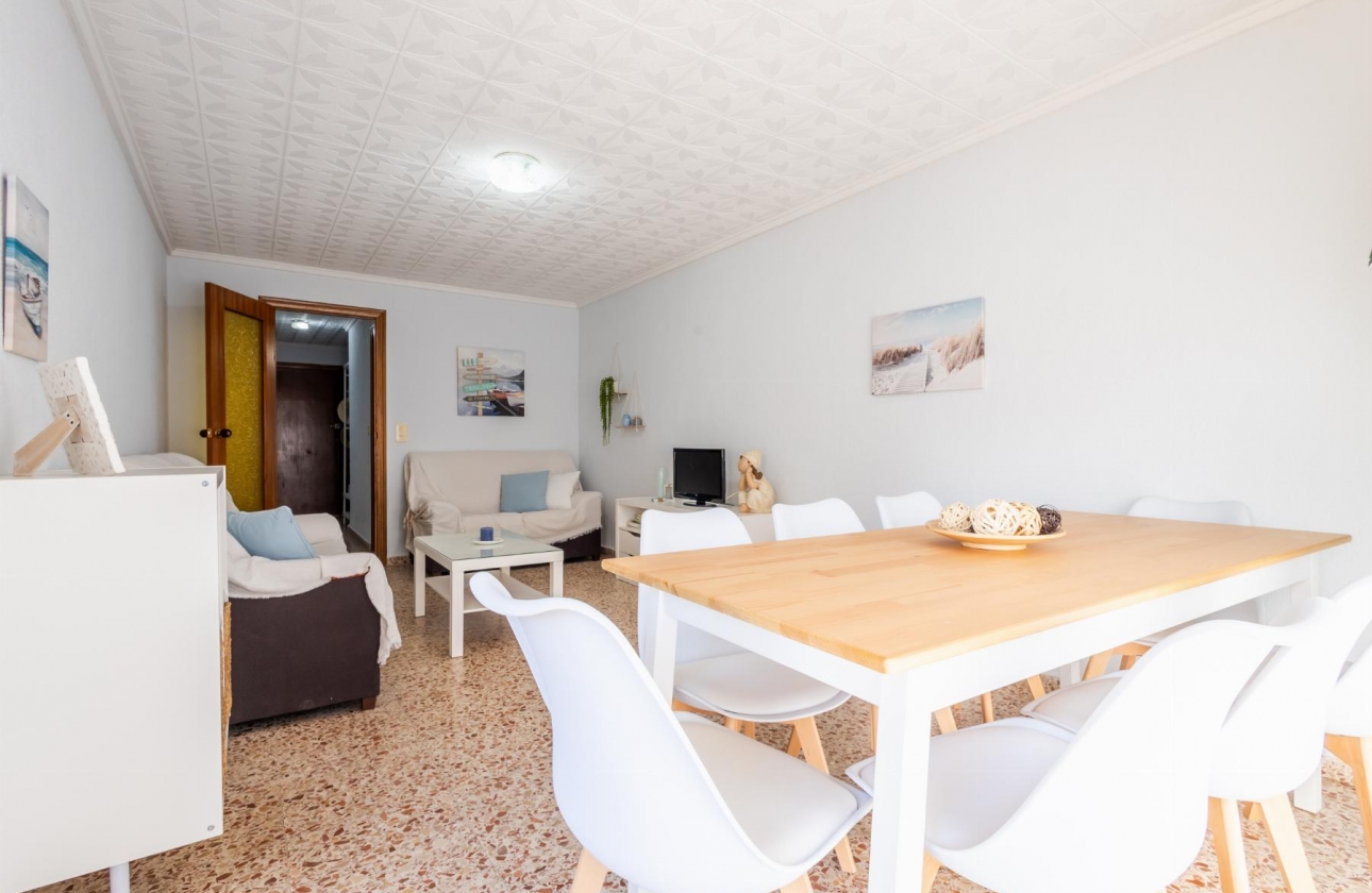 Rynek wtórny - Apartament - Torrevieja - Playa De Los Naufragos