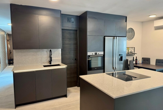 Rynek wtórny - Apartament - Torrevieja - CLUB NAUTICO TORREVIEJA