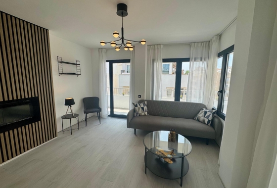 Rynek wtórny - Apartament - Torrevieja - CLUB NAUTICO TORREVIEJA