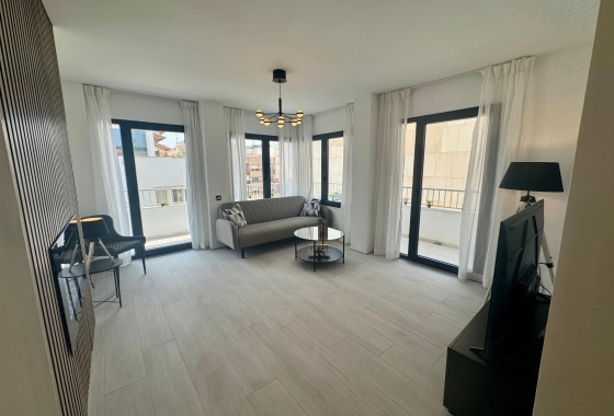 Rynek wtórny - Apartament - Torrevieja - CLUB NAUTICO TORREVIEJA