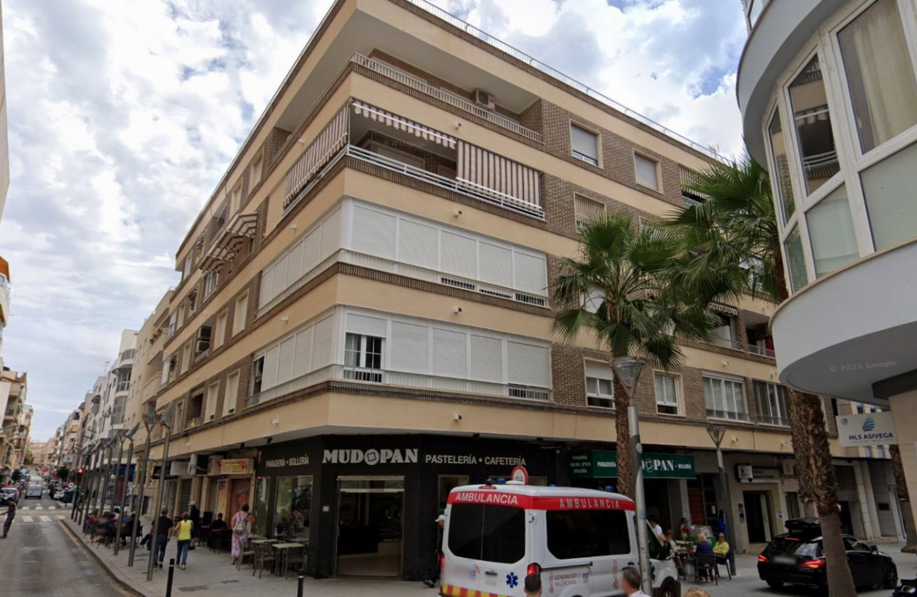 Rynek wtórny - Apartament - Torrevieja - CLUB NAUTICO TORREVIEJA